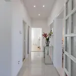 Villa Katess With Heated Pool *