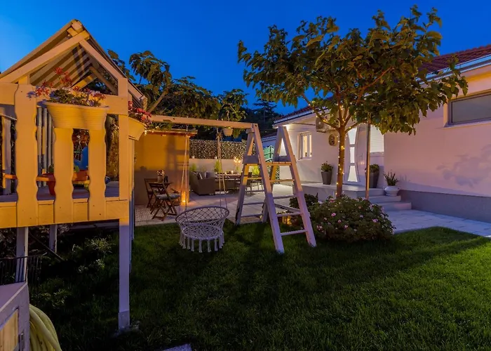 Katess With Heated Pool فيلة سبليت