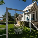 Katess With Heated Pool Villa