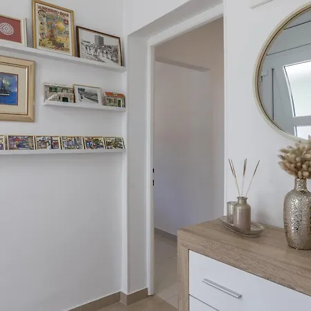 Katess With Heated Pool Villa Split