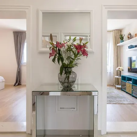 Villa Katess With Heated Pool Split